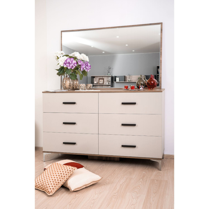 Зеркала в спальню, Зеркало настенное Кара 5