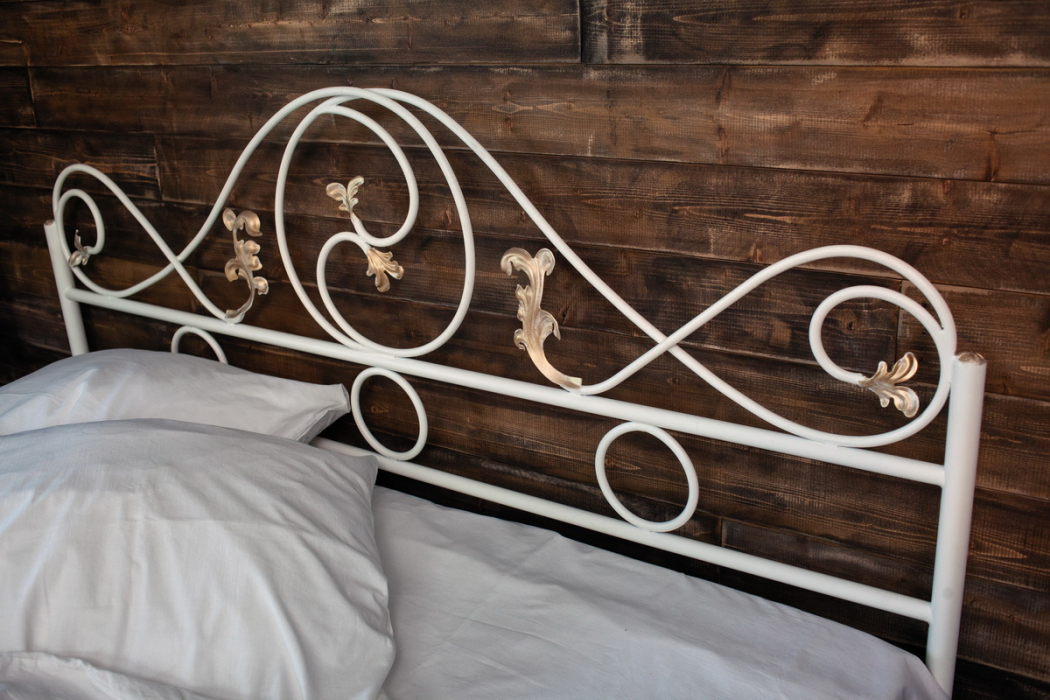 Кованые кровати, Кованая кровать Венеция 1.8 с одной спинкой