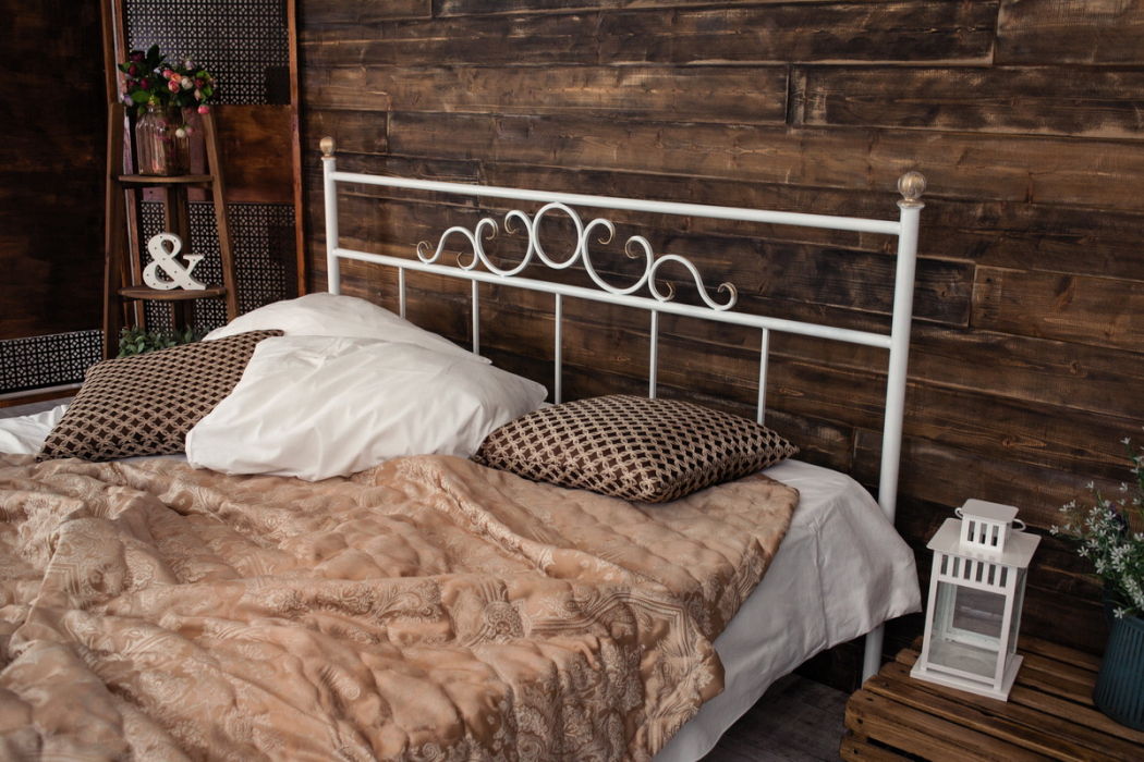 Кованые кровати, Кованая кровать Сандра1.6 с одной спинкой